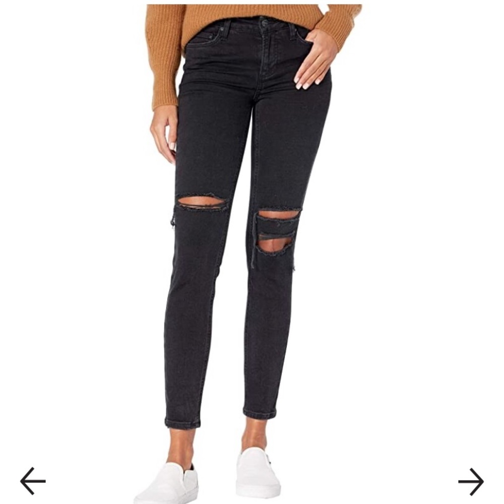 Paige Verdugo Deconstructed Skinny Jeans in ‘Dark Out’
